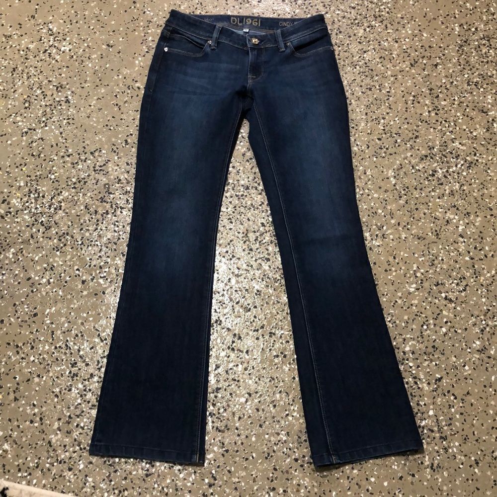DL1961 Cindy Petite Slim Bootcut Jeans size 26